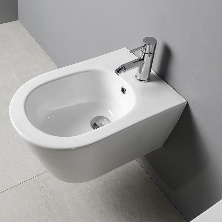 AVVA WHITE